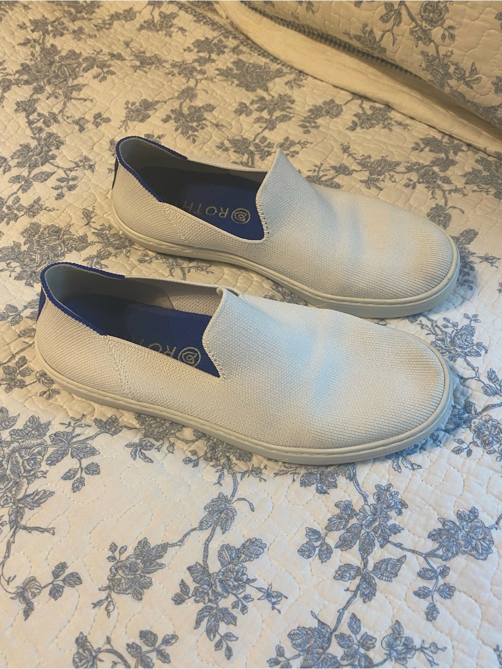 Rothy’s The Original Slip On Sneaker Bright White Size 8
